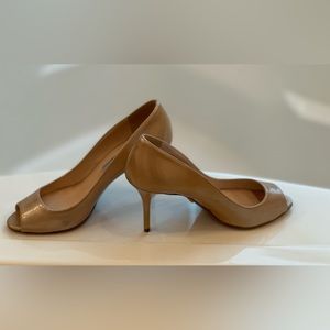 PRADA Nude Patent Leather Peep Toe Heels Pumps – Classic Workwear, Size 36